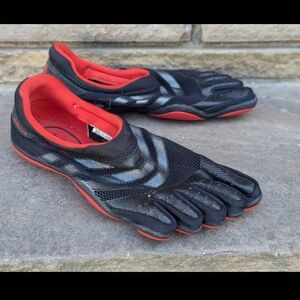 MEN'S ADIPURE TRAINER